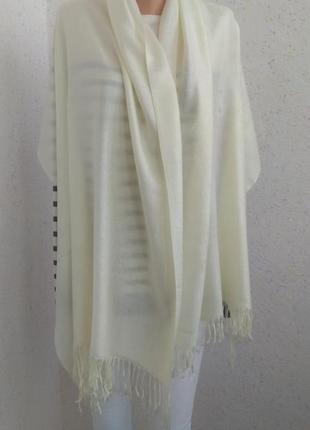 Красивенный светлый  широкий шарф палантин # 180х70см