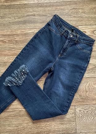 Джинсы с бахромой calzedonia, джинсы с высокой посадкой, джинсы трубы, джинсы скини3 фото