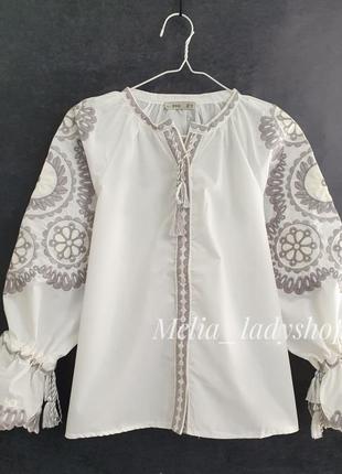 Розкішна вишиванка2 фото