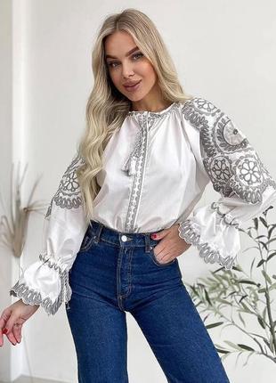 Розкішна вишиванка1 фото