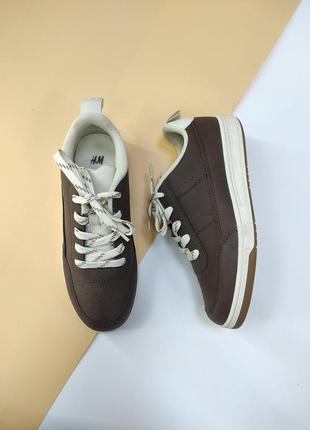 Детские подростковые кроссовки коричневые бренд h&m 34 размер