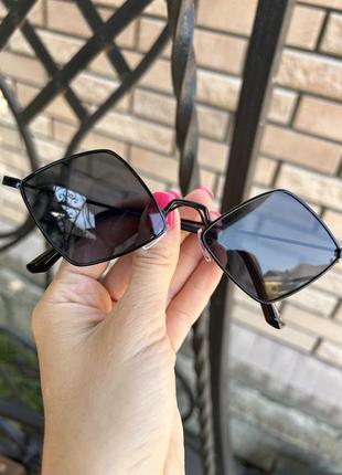 Сонцезахисні окуляри ромб6 фото