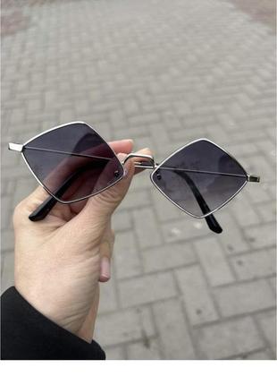 Сонцезахисні окуляри ромб4 фото
