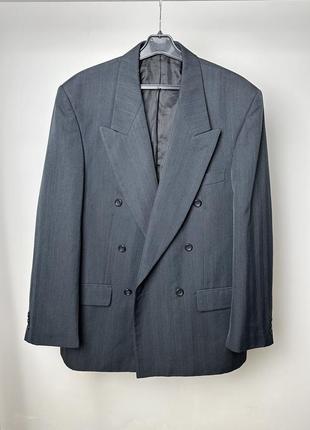 Мужской двубортный пиджак с широкими лацканами оверсайз1 фото