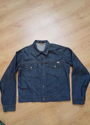 Куртка джинсова   вінтажна     toughskins 
made in u.s.a розмір 42- 44 
стан  ідеальний