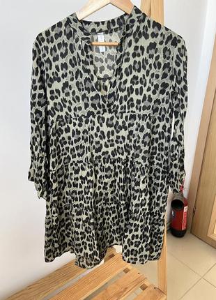 Леопардовое платье свободного кроя оверсайз леопардовый принт2 фото