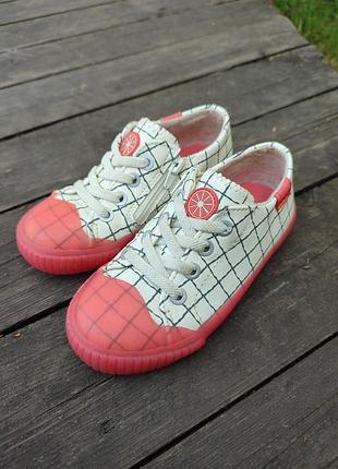 Стильні кросівки, кеди zara