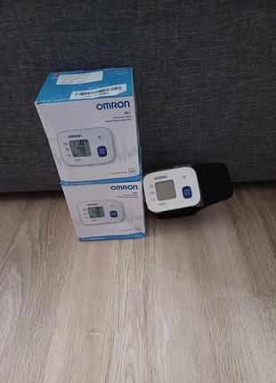 Тонометр omron rs13 фото