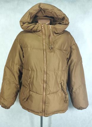Демисезонная курточка бежевая коричневая с капюшоном дутик зефирка5 фото