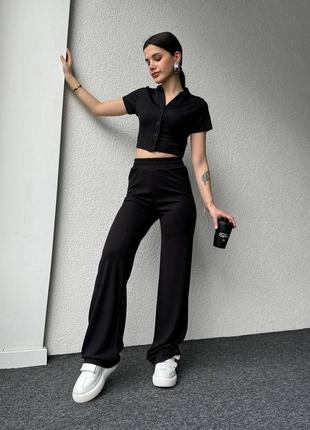 Костюм женский однотонный топ на пуговицах брюки на высокой посадке качественный стильный черный1 фото