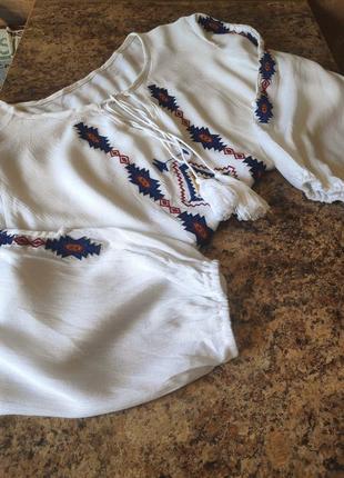 Новая белая  блуза вышиванка рукав 3/45 фото