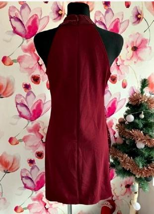 Брендовое нарядное платье в паетках quiz этикетка4 фото