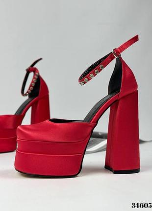 Туфли красные атлас шелк медуза братс на высоком каблуке широком устойчивом3 фото