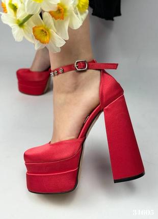 Туфли красные атлас шелк медуза братс на высоком каблуке широком устойчивом5 фото