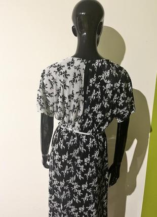 Монохромна плісована міді-сукня з квітковим принтом asos design і поясом6 фото
