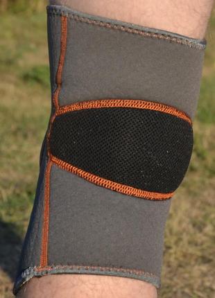 Наколінник madmax mfa-297 knee support with patella stabilizer dark grey/orange l7 фото