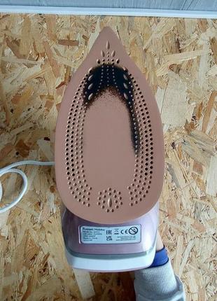Б/у. праска russell hobbs pearl glide 2600 вт rose