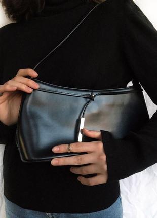 Чорна елегантна сумка для ділових леді