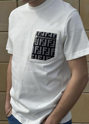 Бавовняна футболка fendy з карманом на блискавиці1 фото