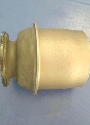 Сайлентблок задньої балки емгранд ec7, emgrand ec7 1064001664
