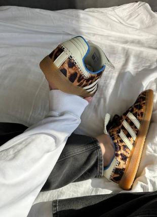 Леопардовые кроссовки брендированные adidas samba9 фото