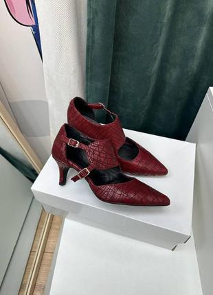 Эксклюзивные туфли из итальянской кожи женские на каблуке шпильке6 фото