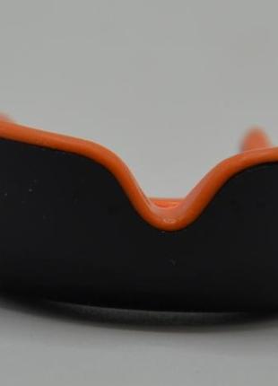 Капа боксерська powerplay 3315 sr оранжево-чорна зі смаком м'яти8 фото