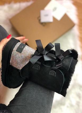 Сапоги ugg bailey bow ii black женские черные с бантом7 фото