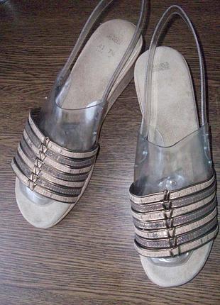 Рр 40 - 26 см зручні капці антистрес п'ятам від marks&spencer