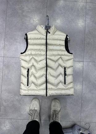 Жилетка columbia беж мужская теплая