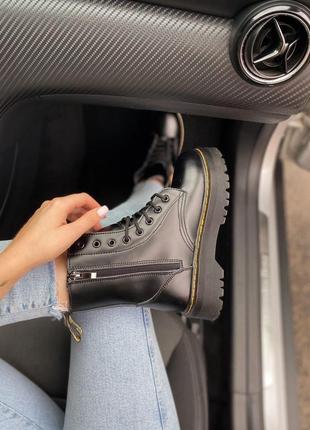 Зимние ботинки dr. martens jadon женские на платформе7 фото