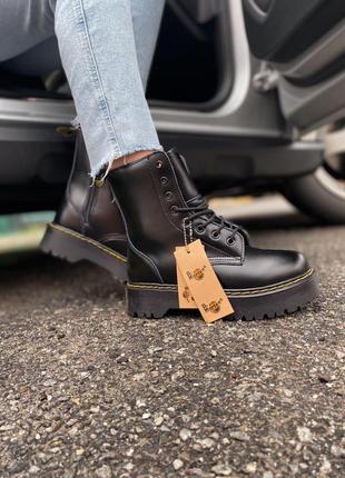 Зимние ботинки dr. martens jadon женские на платформе5 фото