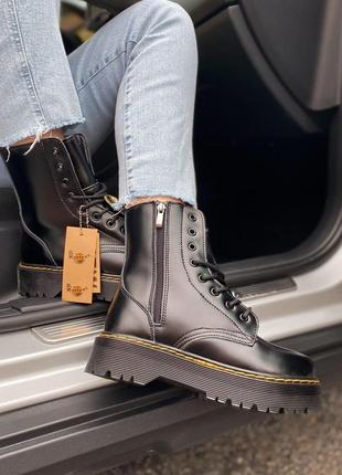 Зимние ботинки dr. martens jadon женские на платформе6 фото