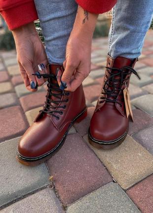 Зимние ботинки dr martens cherry женские бордовые6 фото