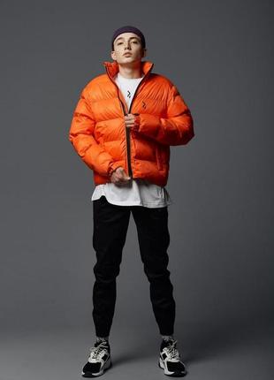 Короткая весенняя куртка-пуховик holla оранжевая4 фото