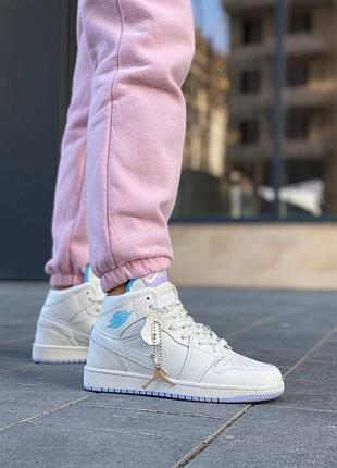 Женские кроссовки nike air jordan 1 retro high milk essential скидка sale <unk> smb
