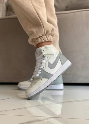 Женские кроссовки nike air jordan 1 retro high grey white скидка sale <unk> smb