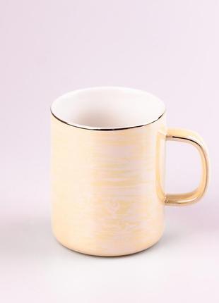 Чашка керамическая glaze 420мл в зеркальной глазури желтый