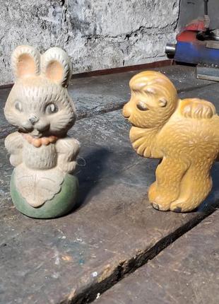 Игрушки резиновые заяц и верблюд игрушка стариная ретро ссср