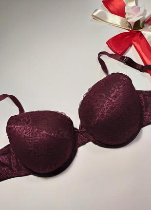 Красивий бюстгалтер, eur 80d