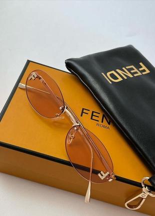 Стильные солнцезащитные очки fendi очки жэнкие3 фото