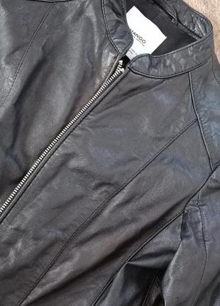 Стильная черная куртка косуха mango3 фото