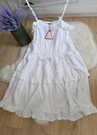 Белое платье от boohoo, размер xxl