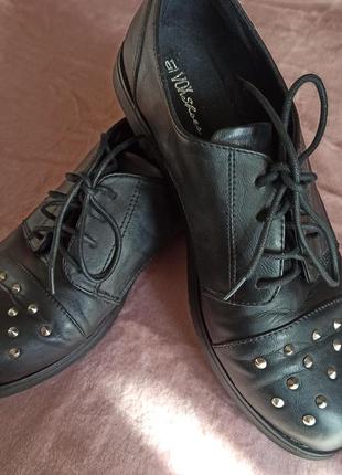 #весняний розпродаж!!! туфли оксфорды черные с шипами