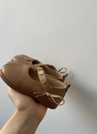 Туфлі для дівчинк