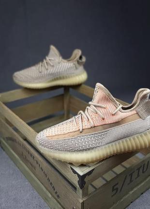 Женские текстильные кроссовки adidas yeezy 350 v2 адидас изи буст 350 распродаж5 фото