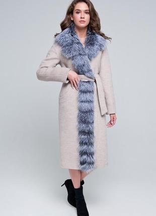 Пальто зимнее с натуральным мехом3 фото
