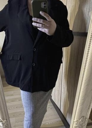 Чёрный мягкий красивый стильный пиджак блейзер 58-60 р