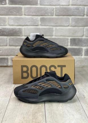 Чоловічі кросівки adidas yeezy boost 700 v3 black/brown