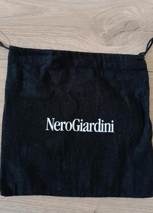 Мішечок для зберігання аксесуарів від італійського бренду nero giargini1 фото